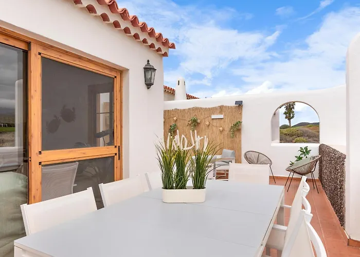 Beautiful 4 Bedroom House With Phenomenal Golf And Mountain Views Aparthotel