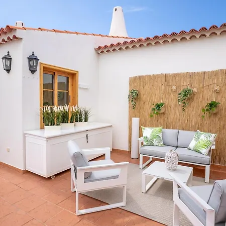 Beautiful 4 Bedroom House With Phenomenal Golf And Mountain Views Lägenhetshotell
