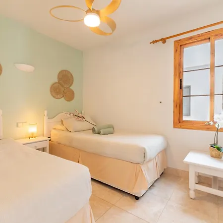 Apartahotel Beautiful 4 Bedroom House With Phenomenal Golf And Mountain Views