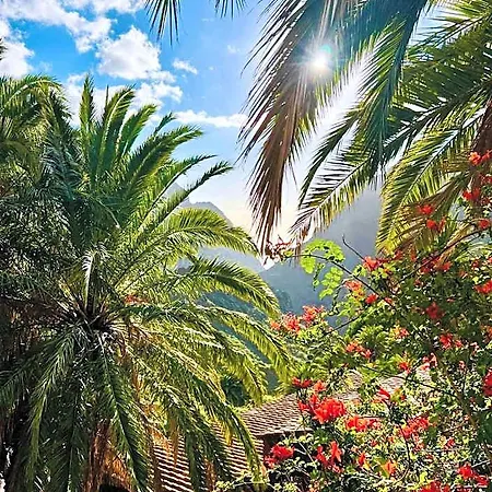 Apartahotel Beautiful 4 Bedroom House With Phenomenal Golf And Mountain Views 4*