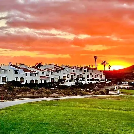 Beautiful 4 Bedroom House With Phenomenal Golf And Mountain Views San Miguel de Abona