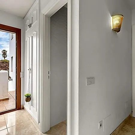 Apartmanhotel Beautiful 4 Bedroom House With Phenomenal Golf And Mountain Views 4*
