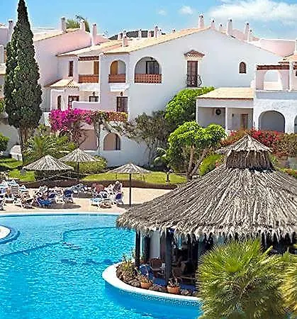 Beautiful 4 Bedroom House With Phenomenal Golf And Mountain Views Apartmanhotel San Miguel de Abona