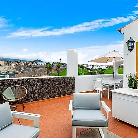Beautiful 4 Bedroom House With Phenomenal Golf And Mountain Views 4* San Miguel de Abona