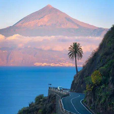 Ξενοδοχείο με διαμερίσματα Beautiful 4 Bedroom House With Phenomenal Golf And Mountain Views