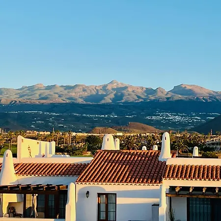 Ξενοδοχείο με διαμερίσματα Beautiful 4 Bedroom House With Phenomenal Golf And Mountain Views